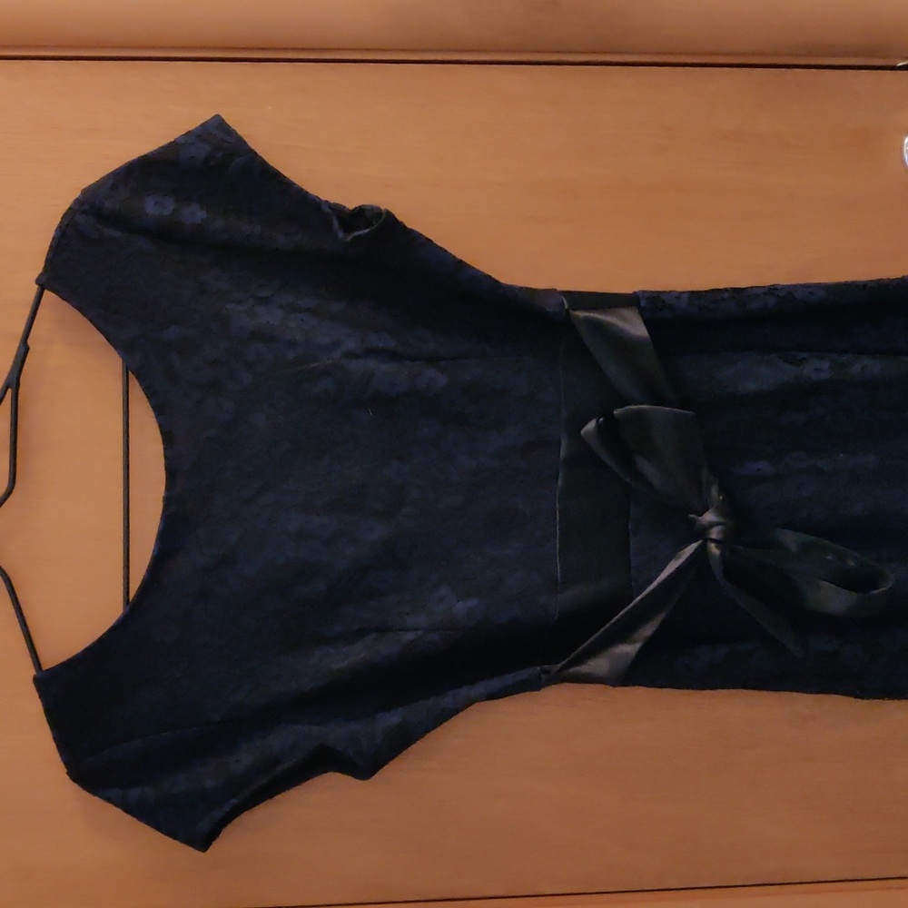 Women's dress, size medium